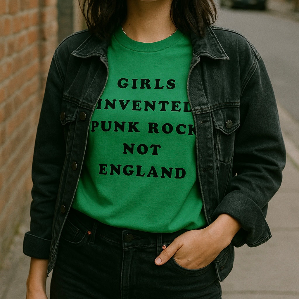 Polera Oficial Kim Gordon - Girls Invented Punk Rock  - Verde